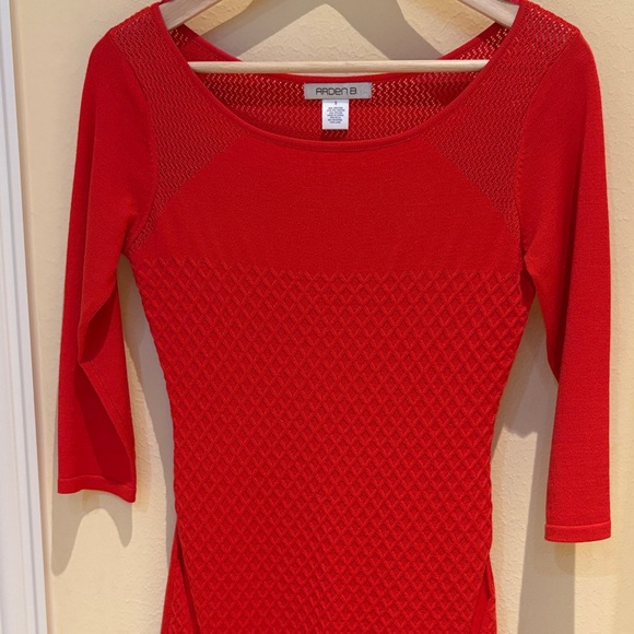 Arden B Vibrant Red Textured Bodysuit - Picture 1 of 4